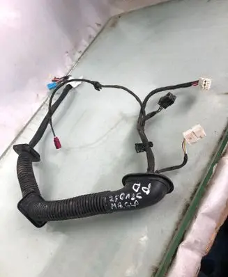 Mercedes-Benz GLA H247 Front door wiring loom A1775408220