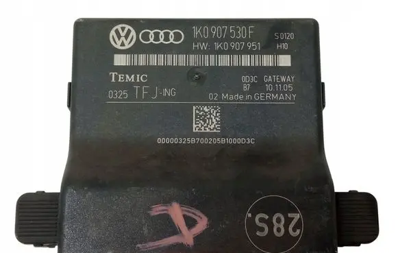 Volkswagen Touran I Other control units/modules 1K0907530F