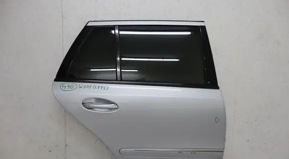 Mercedes-Benz E W211 Rear door
