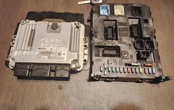 Engine ECU kit and lock set