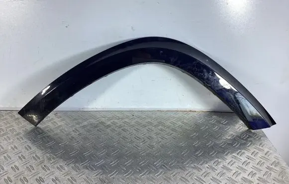 Mercedes-Benz GL X166 Front arch trim A1668846222