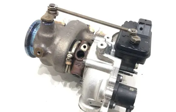 Nissan Qashqai Turbo 883960-0002