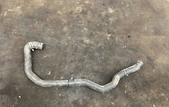 Audi A4 S4 B8 8K Engine coolant pipe/hose 8K0145921Q