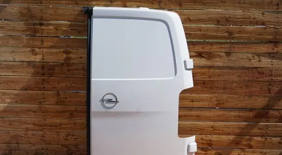 Opel Vivaro Back/rear loading door 