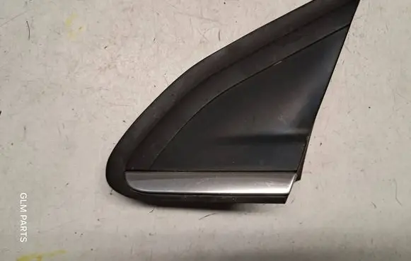 Peugeot 2008 I Fender end trim 9678382180