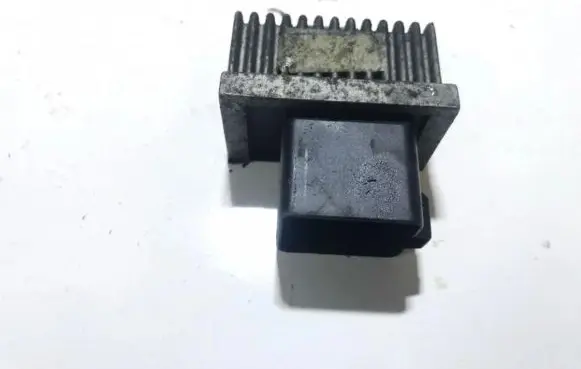 Mitsubishi Space Star Glow plug pre-heat relay