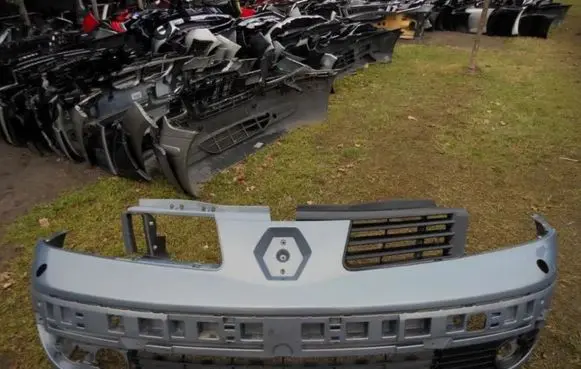 Renault Espace IV Front bumper