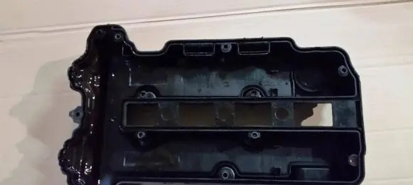 Opel Astra H Rocker cam cover 55351461