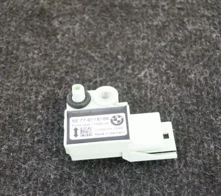 BMW 5 E60 E61 Airbag deployment crash/impact sensor 9118168