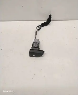 Renault Clio IV Central locking switch button 252103678R 10026640