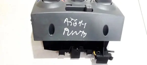 Fiat Punto (176) Climate control unit 92045400 751135h