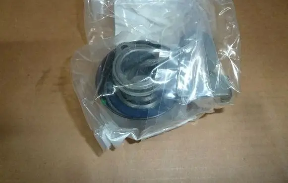 Nissan Laurel Timing belt/chain tensioner J1141014