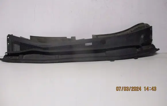 Lexus GS 250 350 300H 450H Wiper trim 5575178010