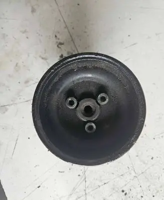 Volkswagen Golf IV Power steering pump 030145157 030145269A