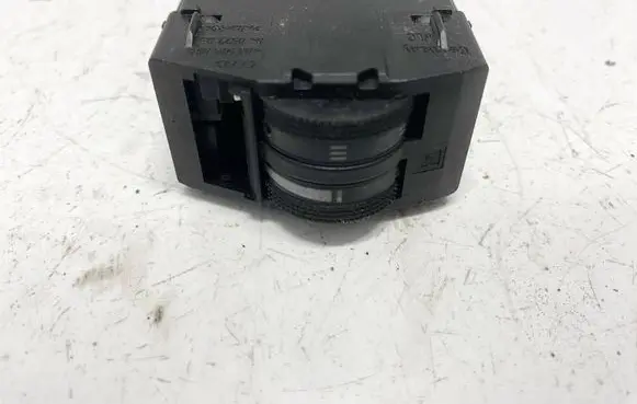 Audi A6 S6 C5 4B Headlight level height control switch 4B0919094A 04052205