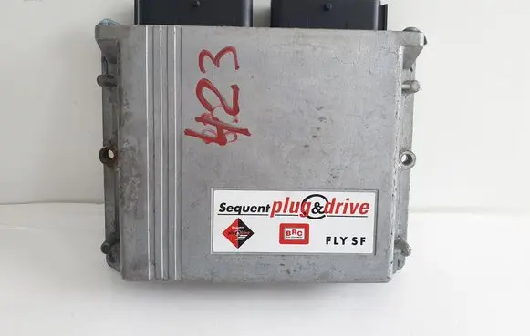 Mercedes-Benz E W211 LP gas control unit module E367R011002 E3110R001001