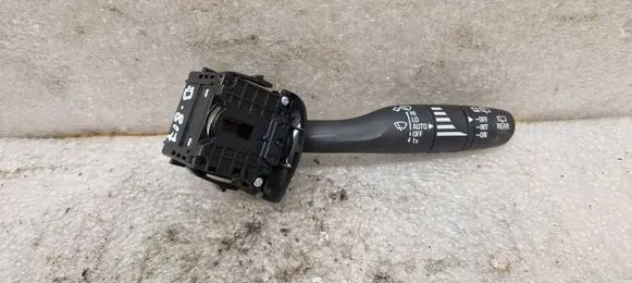 Opel Astra K Wiper control stalk 39043493 61070220248