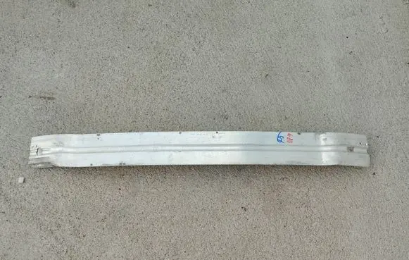 Audi Q5 SQ5 Front bumper cross member 8R0807113C