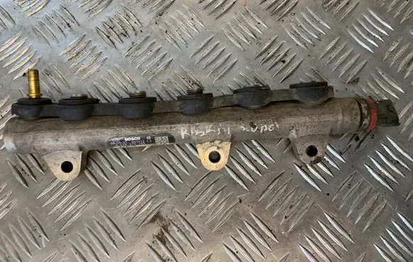 Nissan X-Trail T31 Fuel main line pipe 0445214155