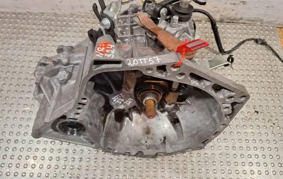Peugeot 108 Manual 5 speed gearbox S25081324 20TT57