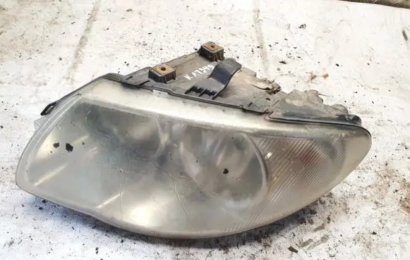 Chrysler Town & Country IV Headlight/headlamp 04857831ab 624.01.00000