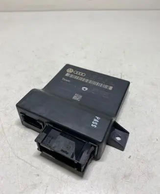 Audi A6 S6 C6 4F Gateway control module 4L0907468B 4L0910468A