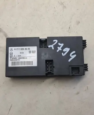 Mercedes-Benz E W211 Seat control module A2118203626