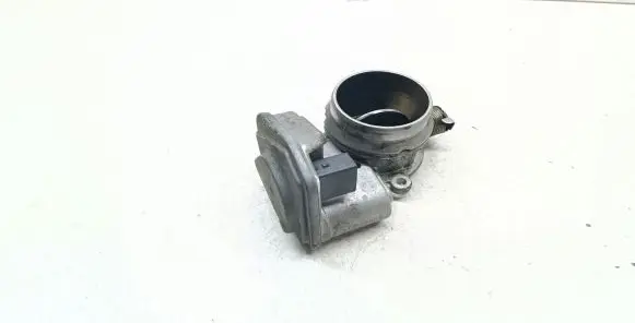 BMW 1 E81 E87 Throttle valve 7804373