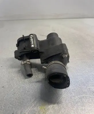 Ford Focus Thermostat/thermostat housing 2S4Q8594