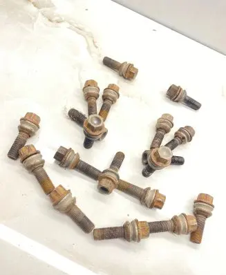 Volkswagen Crafter Nuts/bolts Nocode