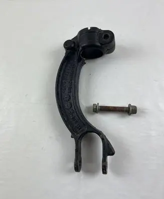 Audi A5 8T 8F Lower shock absorber bracket 8K0413