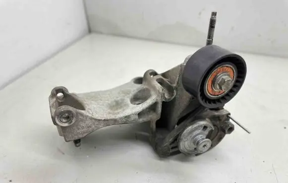 Renault Espace V (RFC) Generator/alternator bracket 117105124R