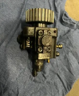 Iveco Daily 35 - 40.10 Fuel injection high pressure pump 0445010320