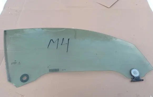 BMW 4 F32 F33 Front door window/glass (coupe) 43R001025