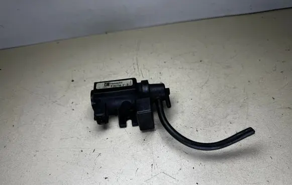 BMW 5 E60 E61 Turbo solenoid valve 722796010 72279601