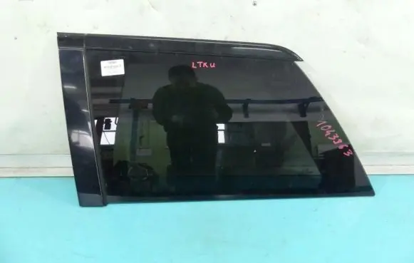 Mercedes-Benz GL X164 Rear side window IMPRK1063963