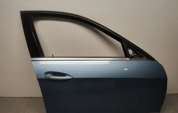 Mercedes-Benz E W212 Front door A2127200205