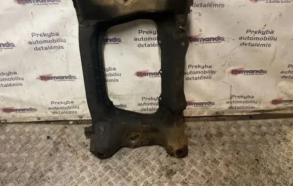 Mercedes-Benz E W211 Front subframe