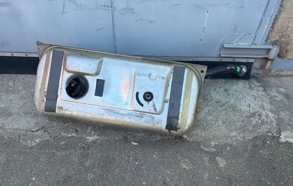 Mercedes-Benz S W140 Fuel tank 1404703401