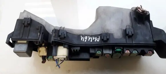 Toyota Avensis T250 Fuse box set 7058