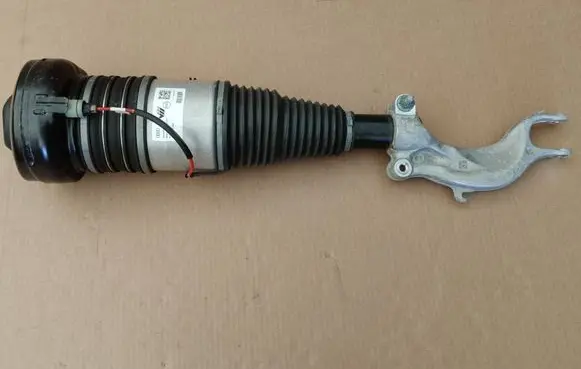 Audi e-tron Front air suspension shock absorber 4KE616039G 4M0413037