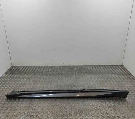 BMW X2 U10 Sill 5A83493
