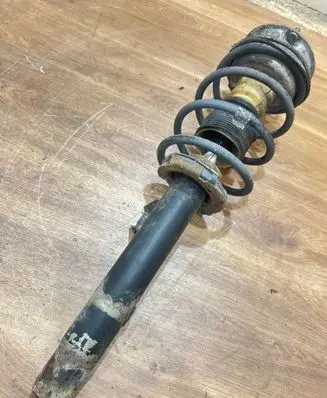 BMW 1 E81 E87 Front shock absorber with coil spring 