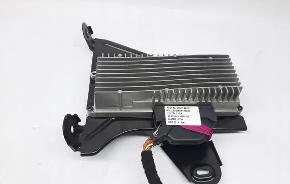Audi A5 Sportback 8TA Sound amplifier 8R0035223G