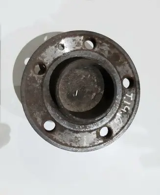 Volvo V70 Rear wheel hub