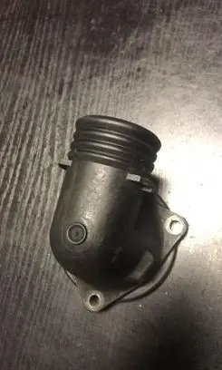 Thermostat/thermostat housing