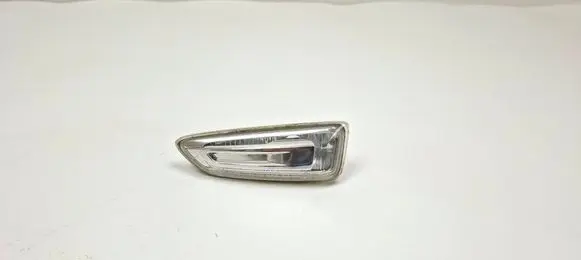 Opel Crossland X Front fender indicator light 13491088 361531665