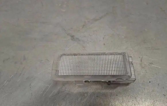 Peugeot 308 Front door interior light 