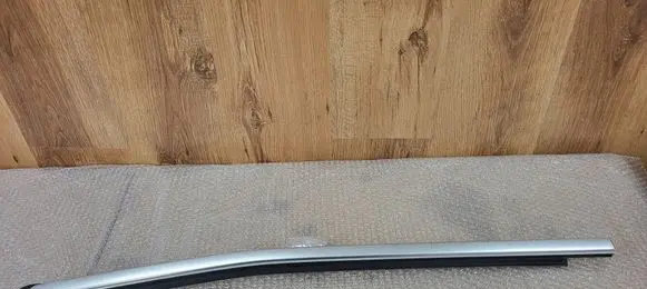 Mercedes-Benz GLS X166 Rear door glass trim molding A1666904300