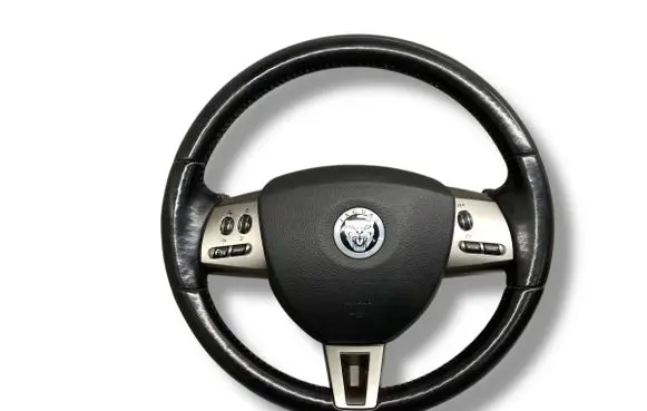 Jaguar XF X250 Steering wheel